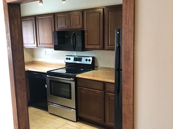 5th image of 3656 Grand Ave S APT 102