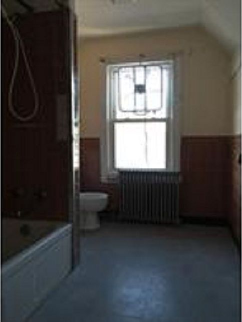 Building Photo 4