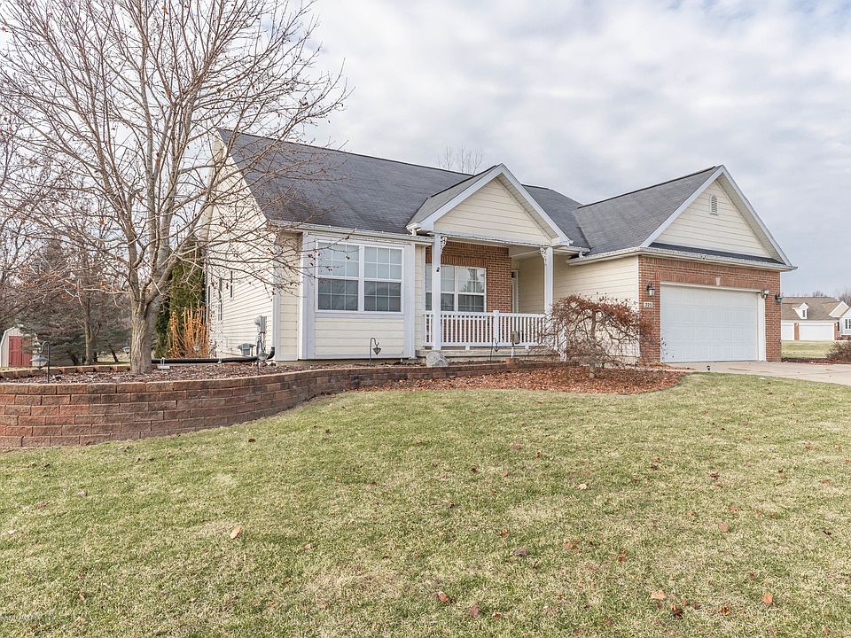 1st image of 225 Wildemere Dr