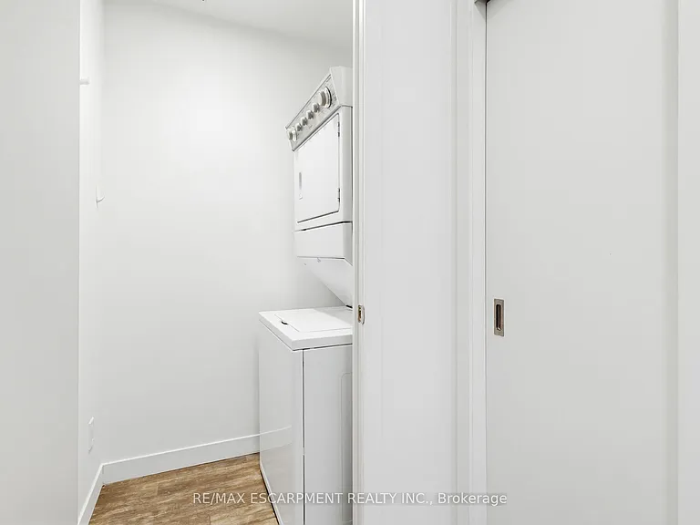 2081 Fairview St #1507 — Photo 27