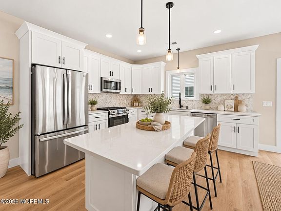 5th image of 702 Prospect Street #B