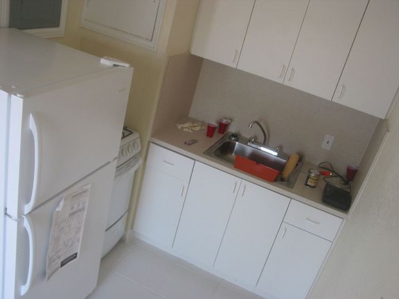 3rd image of 7435 Harding Ave APT 206