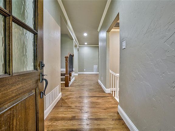 5th image of 4504 Bowman Dr