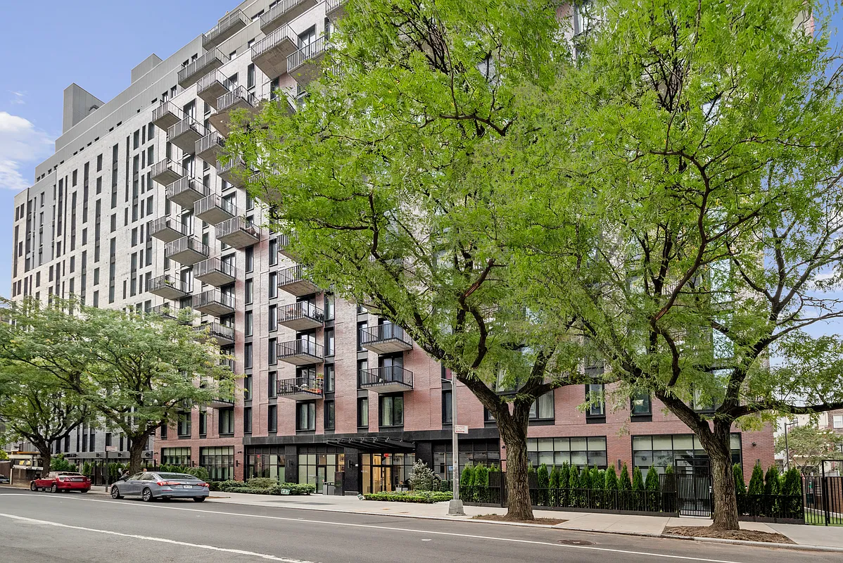 212 West 124th Street 202