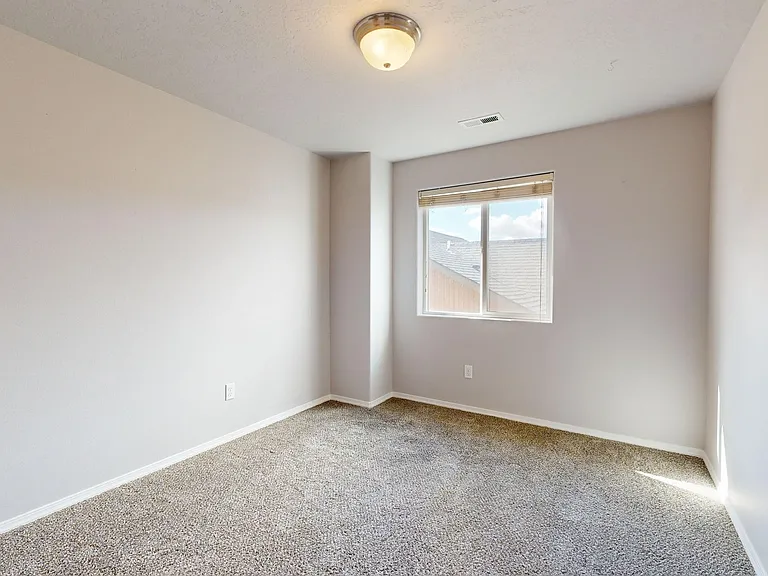 1143 SW Carver St — Photo 34