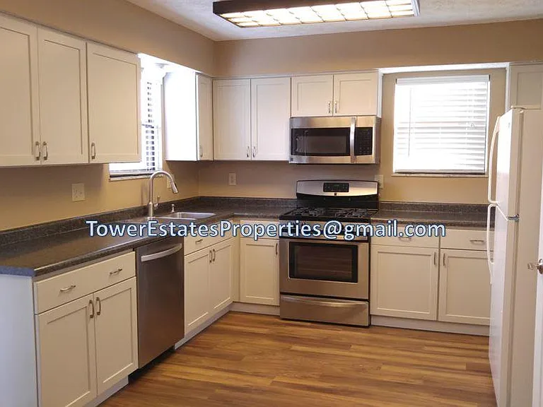 1746 Hightower Dr — Photo 8