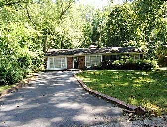 1st image of 267 Brookwood Dr