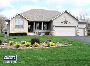 27 Highview Dr, Yorkville, IL 60560