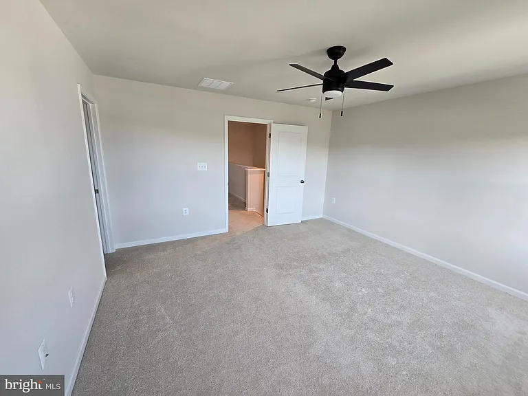 33 Apollo Rd — Photo 24