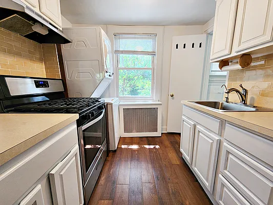 Rented by Compass | media 8