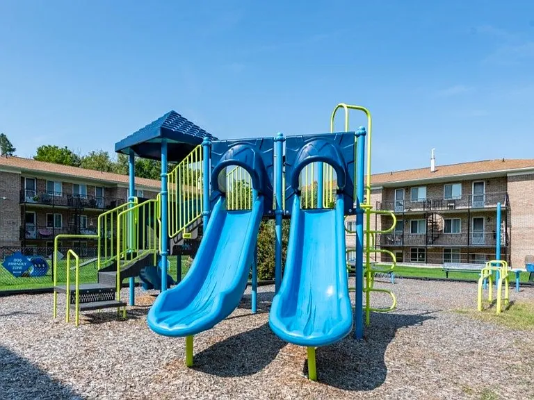 Pittsford Garden Apartment Homes — Photo 10