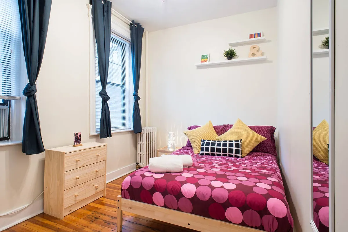 Building Photo - 56 Queensberry St #3