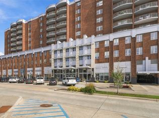 411 S Old Woodward Ave Unit 813, Birmingham, MI 48009