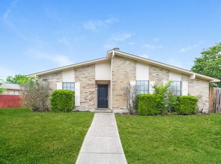 515 Nora Ln, Desoto, TX 75115
