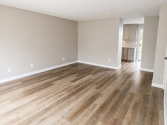 3rd image of 3816 Wetmore Ave APT 2