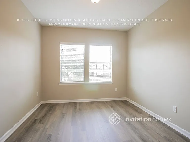 161 Woodfield Ln — Photo 10