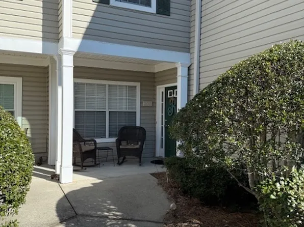 203 Las Brasis Ct, Peachtree City, GA 30269