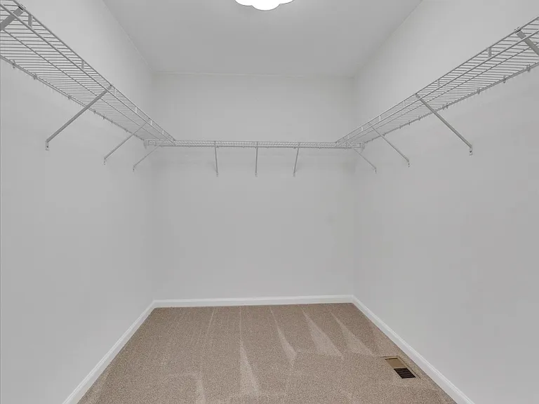 11632 Amberwood Dr — Photo 21
