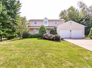 2 Meadowridge Rd, Harrison City, PA 15636