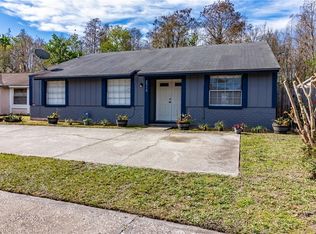 2910 Cedaridge Dr, Tampa, FL 33618