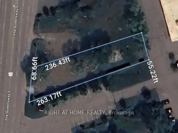 455 The Queensway S, Georgina, ON L4P 2C9