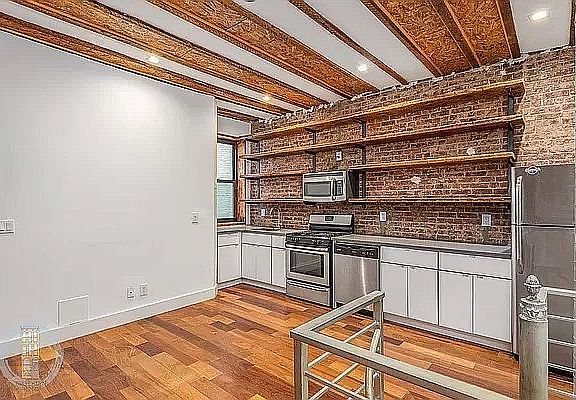 5th image of 1119 Carroll St #G