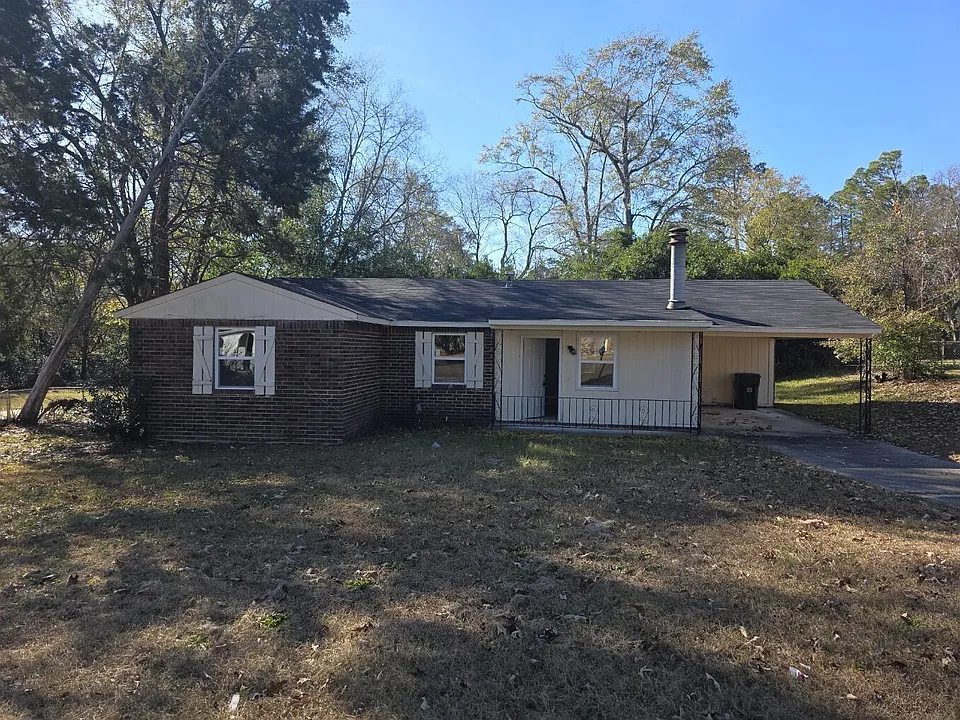 4305 Parkwood Dr
