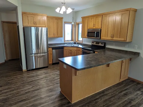 1329 4th Ave, Howard Lake, MN 55349