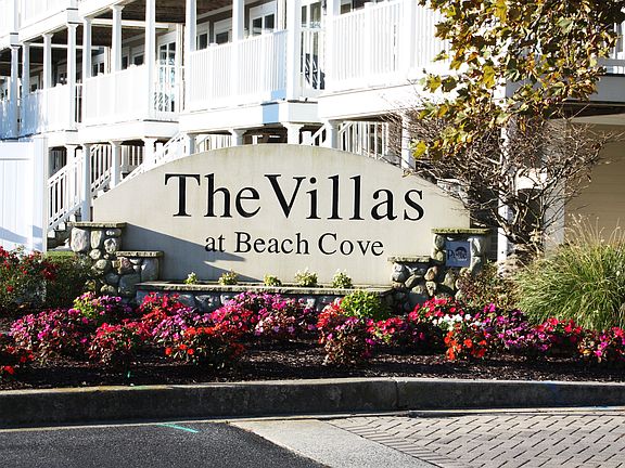 3rd image of 29044 Beach Cove Sq #15