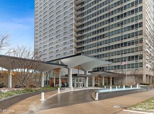 3550 N Lake Shore Dr APT 1805, Chicago, IL 60657