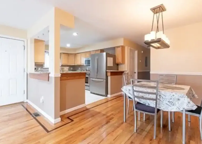 64 Thorne St #2B — Photo 2