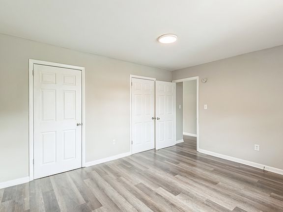 5th image of 105 Walnut St #17