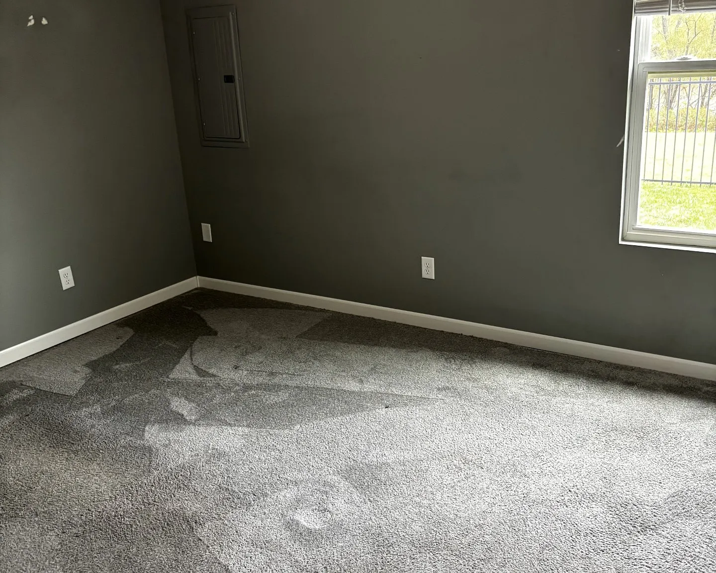 3 bed, 1250 sqft, $1,450 — Photo 3
