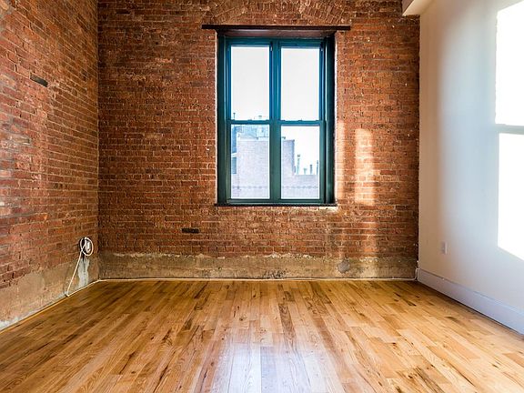 500_driggs_avenue_409-2