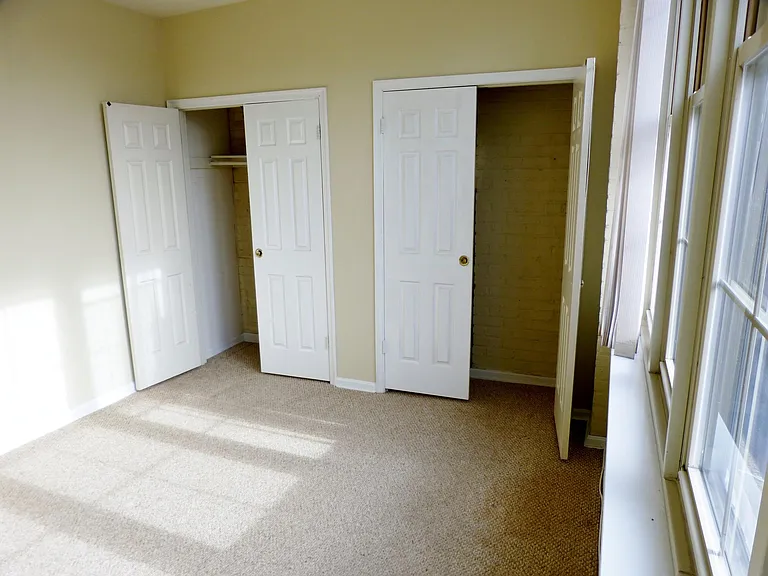 1516 Lancaster St #3C — Photo 9