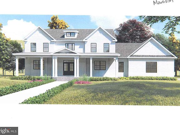 2nd image of 5908 Sleepy Hollow Dr