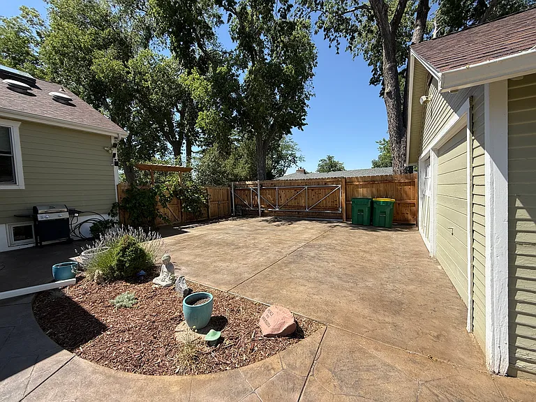 4490 Teller St — Photo 16