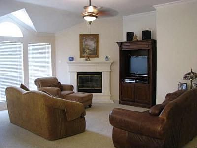 4th image of 1008 Indian Cherry Ln