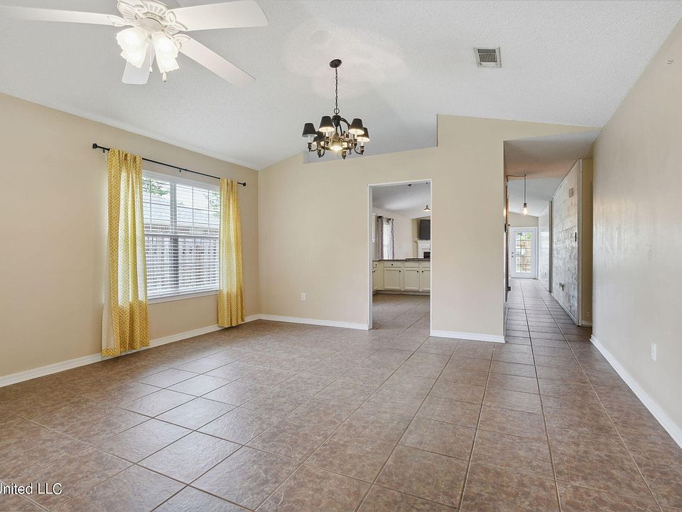 108220 Kapalama Dr, Diamondhead, MS 39525 Zillow