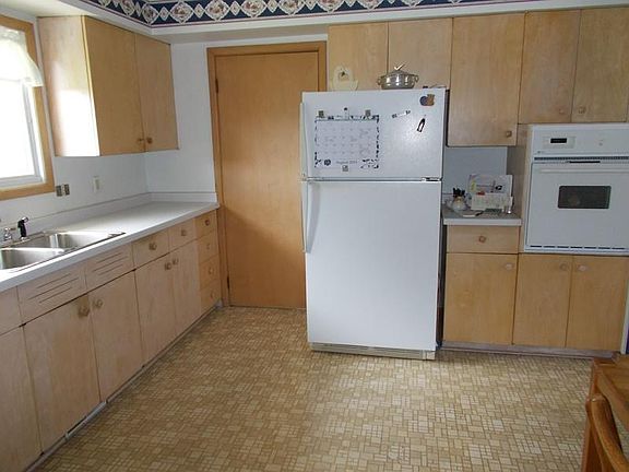 4th image of 1417 Humboldt Ave