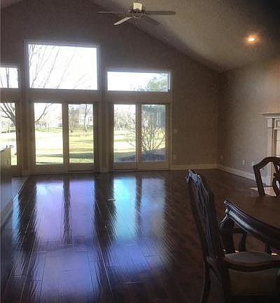 4th image of 9727 Greenside Ct