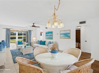 300 Valley Stream Dr #1D, Naples, FL 34113