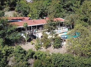 3825 Benedict Canyon Dr, Sherman Oaks, CA 91423