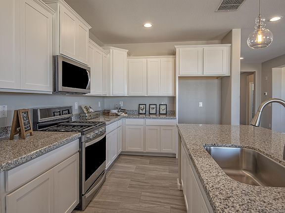 3rd image of 17458 W Superior Ave
