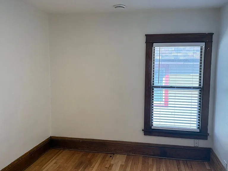 3145 Pleasant Ave — Photo 7