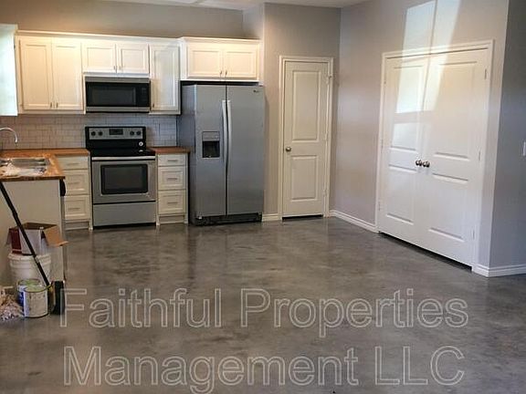 2nd image of 14203 County Road 452 #1