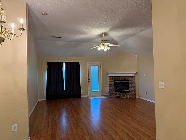 6805 Windward View Dr #ONE STORY — Photo 7