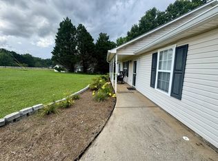 2237 Ross Ln, Locust Grove, GA 30248