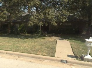 905 High Woods Trl, Fort Worth, TX 76112