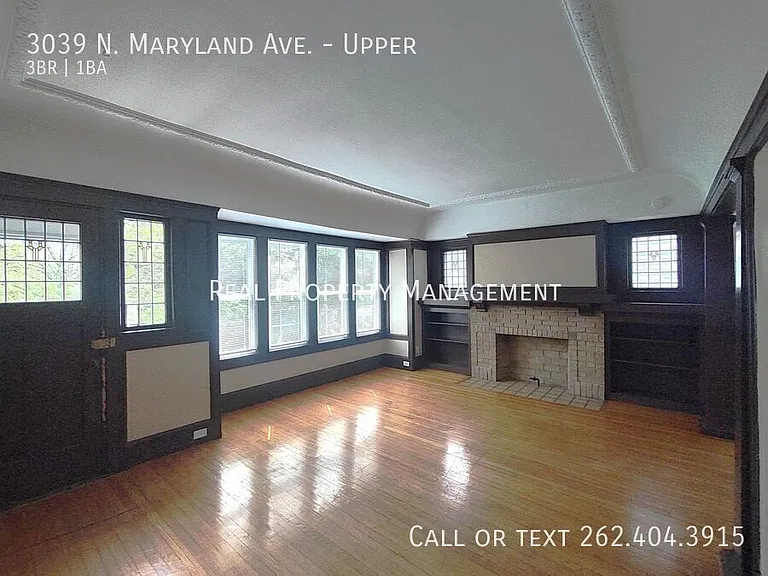 3039 N Maryland Ave — Photo 3